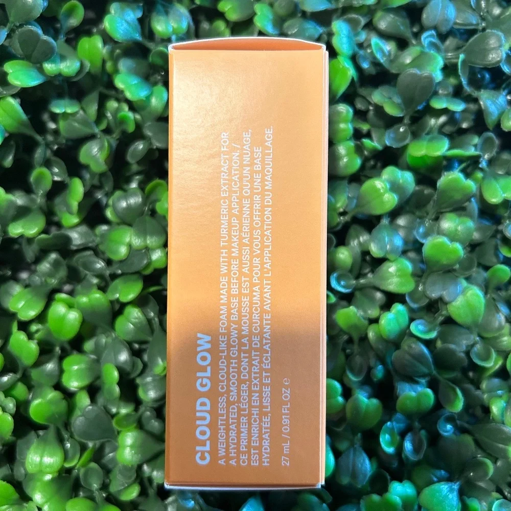 Cloud Glow Foam Brightening Primer
